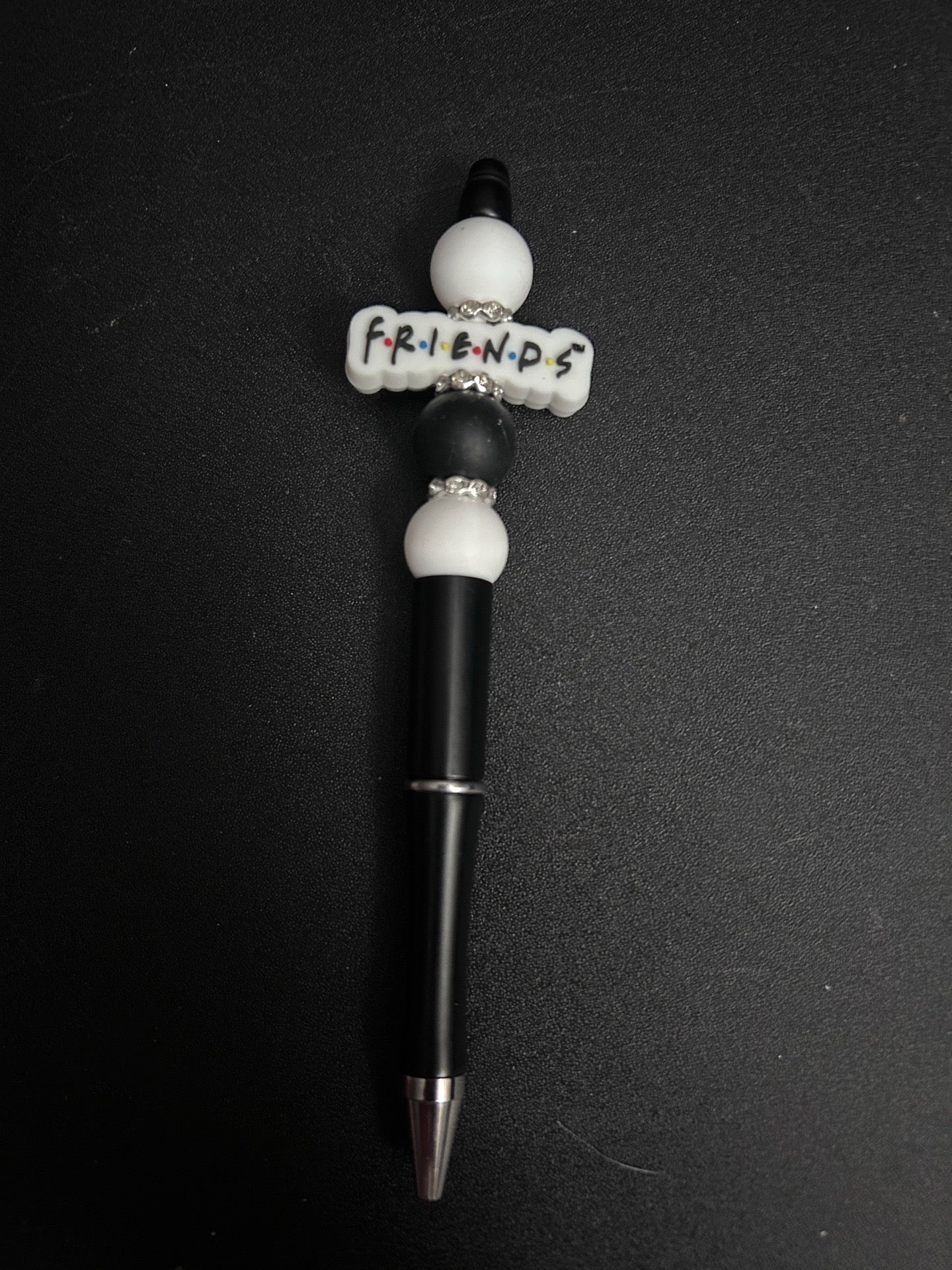F•R•I•E•N•D•S pen